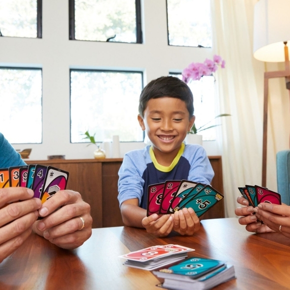 Mattel Uno Flip Card Game NWT - Picture 2 of 4